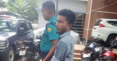 ধানমন্ডিতে মারধরের শিকার সেই রিকশাচালক হত্যাচেষ্টা মামলায় কারাগারে