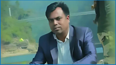প্রকাশ্যে রামদা-চাপাতির কোপে নিহত সাংবাদিক তুহিন