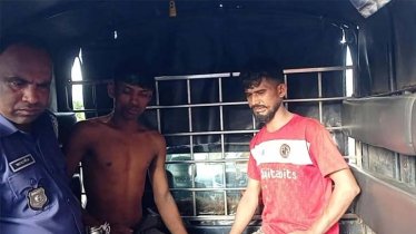 হাত-পা বেঁধে শ্লীলতাহানি কুবি নারী শিক্ষার্থীকে, আটক ২