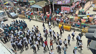 ঢাকা ও সিটি কলেজ শিক্ষার্থীদের ফের সংঘর্ষ