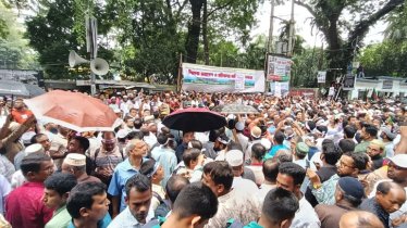 সরকারকে এক মাসের আলটিমেটাম দিলেন শিক্ষকরা