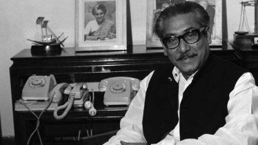 পরিবারসহ বঙ্গবন্ধু হত্যাকাণ্ডের ৫০ বছর আজ