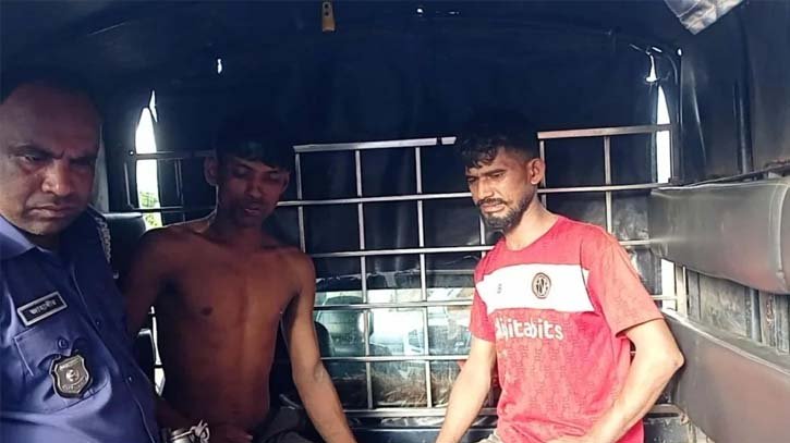 হাত-পা বেঁধে শ্লীলতাহানি কুবি নারী শিক্ষার্থীকে, আটক ২