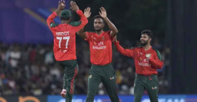 সিরিজ নির্ধারণী ম্যাচে শুরুতেই শ্রীলঙ্কার ২ উইকেট নিয়েছে বাংলাদেশ