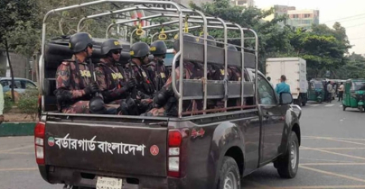 গোপালগঞ্জে পরিস্থিতি নিয়ন্ত্রণে ৪ প্লাটুন বিজিবি মোতায়েন