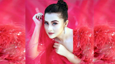 ‘ময়না’ দিয়ে নতুন রূপে ফিরছেন বুবলী