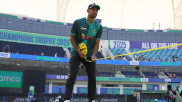 ‘মুস্তাফিজকে সামলানো কঠিন’ ম্যাচ শেষে লিয়ানাগে