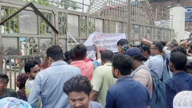 তালাবদ্ধ মাইলস্টোন স্কুল, গেটে উৎসুক জনতার ভিড়