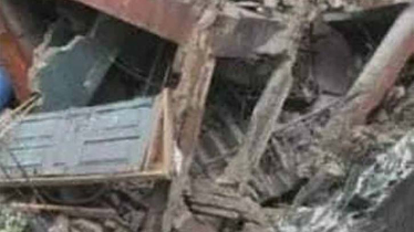 ভারতে স্কুল ভবন ধসে ৪ শিশুর মৃত্যু