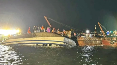 ভিয়েতনামে বোট ডুবে ৩৭ জনের মৃত্যু 