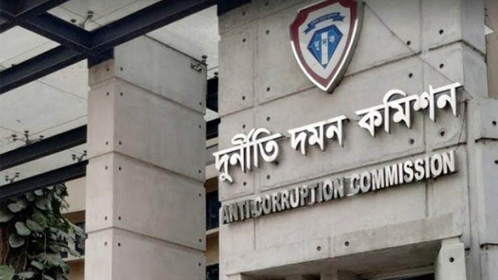 ব্যাংক লুটপাট তদন্তে সাবেক গভর্নরদের নথি তলব