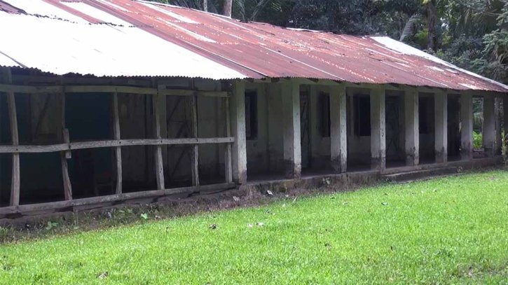‘সবাই বিবাহিত হওয়ায় পরীক্ষায় পাশ করেনি’