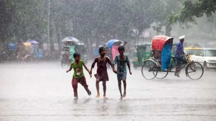 ঢাকায় হালকা বৃষ্টির সম্ভাবনা আজ