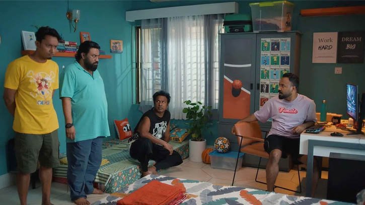 নতুন ঝড়ের কবলে ব্যাচেলরদের সংসার 