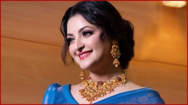 জন্মদিনে মালয়েশিয়ায় কাটানো পরীর ১০ দিন