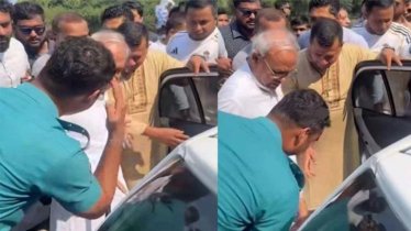 রুহুল কবির রিজভীর পা ছুঁয়ে সালাম করা ট্রাফিক সার্জেন্ট ক্লোজ