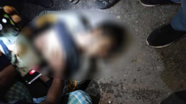 মিরপুরে রাতে বাসে আগুন দিয়েছে দুর্বৃত্তরা, নিহত ১