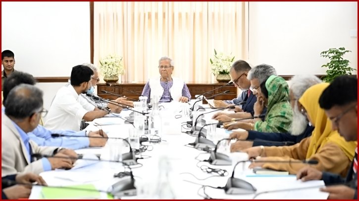 জুলাই সনদ ও গণভোট ইস্যুতে বৈঠকে বসেছে উপদেষ্টা পরিষদ