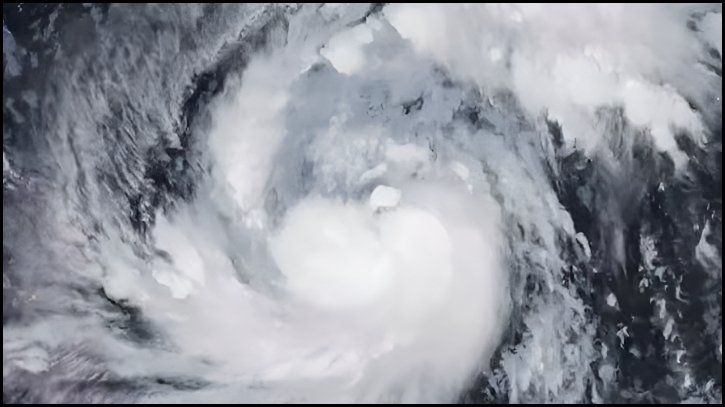 সুপার টাইফুনে পরিণত হলো ‘ফাং-ওয়ং’, প্রচুর ক্ষয়ক্ষতির আশঙ্কা