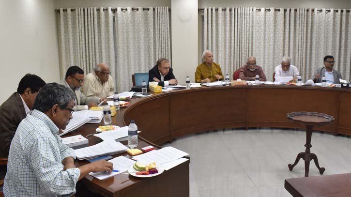 জুলাই সনদ বাস্তবায়ন করতে আইনি প্রস্তুতি নিচ্ছে সরকার