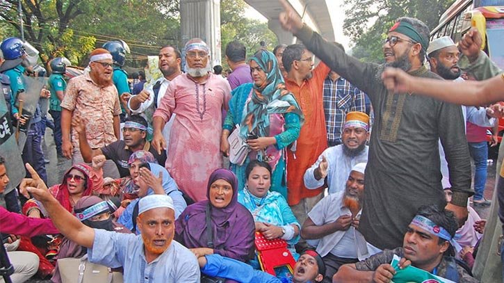 কাল থেকে পূর্ণদিবস কর্মবিরতিতে যাচ্ছেন প্রাথমিকের শিক্ষকরা