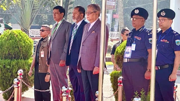 জুলাই আন্দোলনের পর প্রথমবার নিজ জেলা পাবনায় রাষ্ট্রপতি সাহাবুদ্দিন