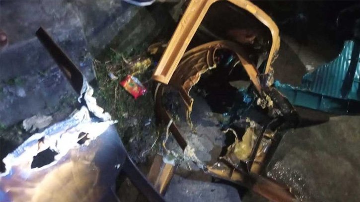 বরিশালে বিএনপি কার্যালয়ে আগুন দেওয়ার অভিযোগ