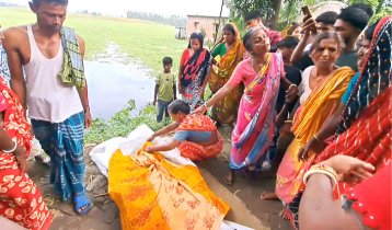 গাজীপুরে নৌকাডুবিতে নিখোঁজ শিশুর লাশ উদ্ধার