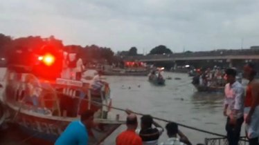 গাজীপুরে প্রতিমা বিসর্জনে নৌকাডুবে ২ শিশু নিখোঁজ