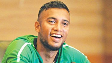 প্রবাসী তিন ফুটবলারকে প্রথম একাদশে চান অধিনায়ক জামাল