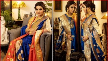 ৪৫ বছর আগের শাড়ি পরে স্মৃতিকাতর জয়া আহসান