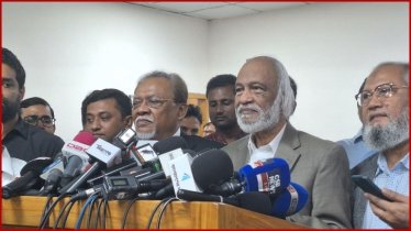 ১৫ বছরের কর্মকর্তারা ১৫ মাসে পরিবর্তন হবেন না : মঈন খান 