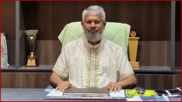 সাংবাদিকদের টাকা-মোবাইল দেয় শিক্ষকরা: কুবি উপাচার্য
