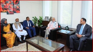 দ্বিপাক্ষিক সম্পর্ক জোরদারে পাকিস্তান সফরে ড. আনিসুজ্জামান চৌধুরী দ্বিপাক্ষিক সম্পর্ক জোরদারে পাকিস্তান সফরে ড. আনিসুজ্জামান চৌধুরী