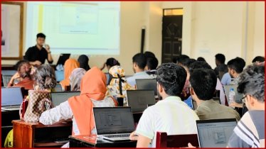 ​​​​​​​ইবি সায়েন্স ক্লাবের আয়োজনে তিন দিনব্যাপী এসপিএসএস প্রশিক্ষণ শুরু