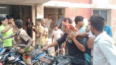 রাজশাহীর বাঘায় চর দখল নিয়ে সংঘর্ষ, গুলিতে নিহত ২ রাজশাহীর বাঘায় চর দখল নিয়ে সংঘর্ষ, গুলিতে নিহত ২