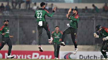 রিশাদের জাদুতে টাইগারদের ওয়ানডেতে বড়  জয়