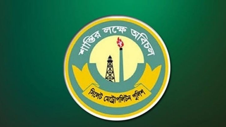 জনরোষ থেকে বাঁচাতে গিয়ে হামলার শিকার পুলিশ, আটক ৮ জনরোষ থেকে বাঁচাতে গিয়ে হামলার শিকার পুলিশ, আটক ৮