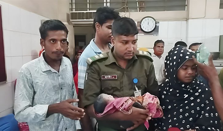 বাঁশবাগান থেকে উদ্ধারকৃত নবজাতকের করুণ বিদায়