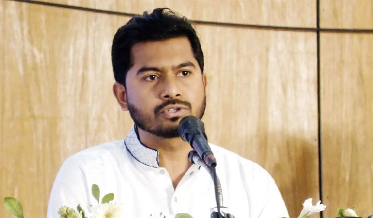 জাপার সমাবেশে পুলিশের ভূমিকায় নুরের প্রশংসা