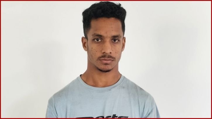উচ্চস্বরে গান বাজিয়ে কিশোরীকে ধর্ষণ, গ্রেফতার ৩ উচ্চস্বরে গান বাজিয়ে কিশোরীকে ধর্ষণ, গ্রেফতার ৩