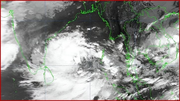 ঘূর্ণিঝড় ‘মোন্থা’: ৪ সমুদ্রবন্দরে সতর্কতা জারি ঘূর্ণিঝড় ‘মোন্থা’: ৪ সমুদ্রবন্দরে সতর্কতা জারি