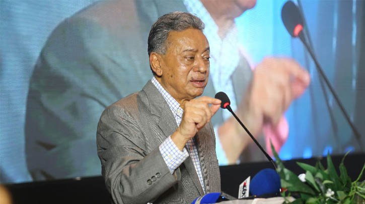 বিতর্কিত উপদেষ্টাদের বাদ দিয়ে সরকারকে সত্বর তত্ত্বাবধায়ক আদলে যেতে হবে: আমীর খসরু