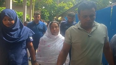 স্বামীকে কুপিয়ে হত্যার অভিযোগে স্ত্রী আটক