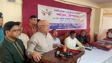 দূর্গাপূজার সময় সব ধরনের গুজব থেকে সাবধান থাকতে হবে : মুক্তিযুদ্ধ বিষয়ক উপদেষ্টা