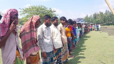 কুড়িগ্রামে নদী ভাঙ্গন রোধে ‘গ্রীন ভয়েসের’ মানববন্ধন