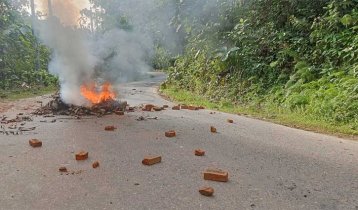 অবরোধ-উত্তেজনার মধ্যে খাগড়াছড়িতে ১৪৪ ধারা