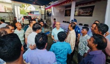 রূপগঞ্জে জেলা পুলিশ সুপারের পূজামন্ডপ পরিদর্শন