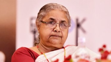 অন্তর্বর্তীকালীন প্রধানমন্ত্রী হিসেবে শপথ নিলেন সুশীলা কার্কি