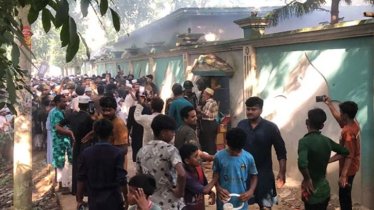 নুরাল পাগলের দরবারে হামলার ঘটনায় মামলা, আসামি ৩৫০০